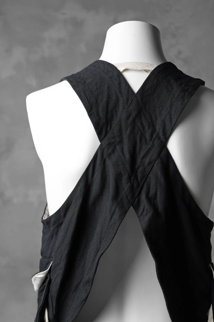 KLASICA CROSS BACK POCKET VEST / RAMIE (CARBON) - Image 8