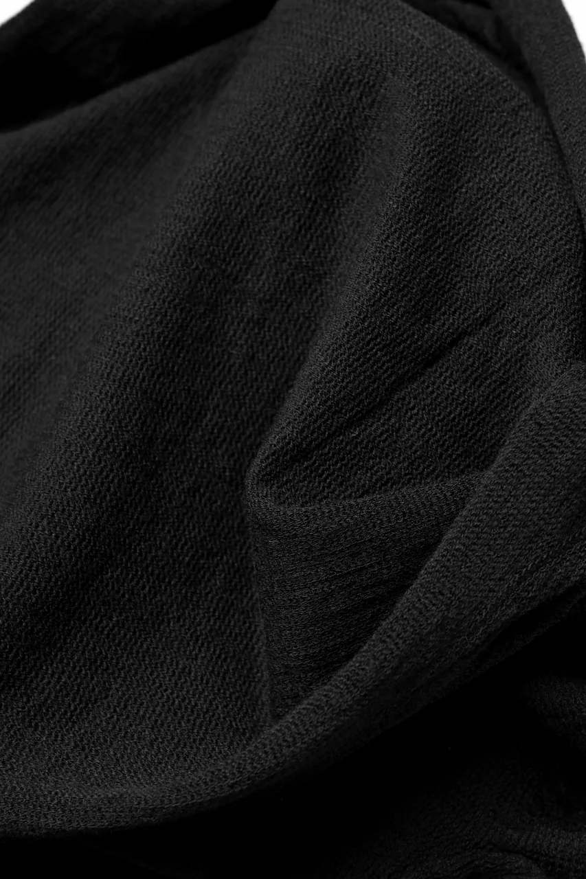 KLASICA D'ARCY RAGLAN REGULAR FIT PULL / JACQUARD KNIT JERSEY (BLACK x BLACK) - Image 30