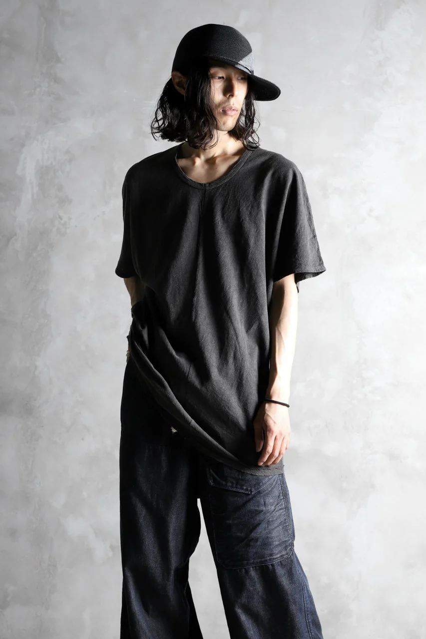 KLASICA DOLMAN SLEEVE TEE / GARMENT CARBON DYED (CARBON) - Image 17