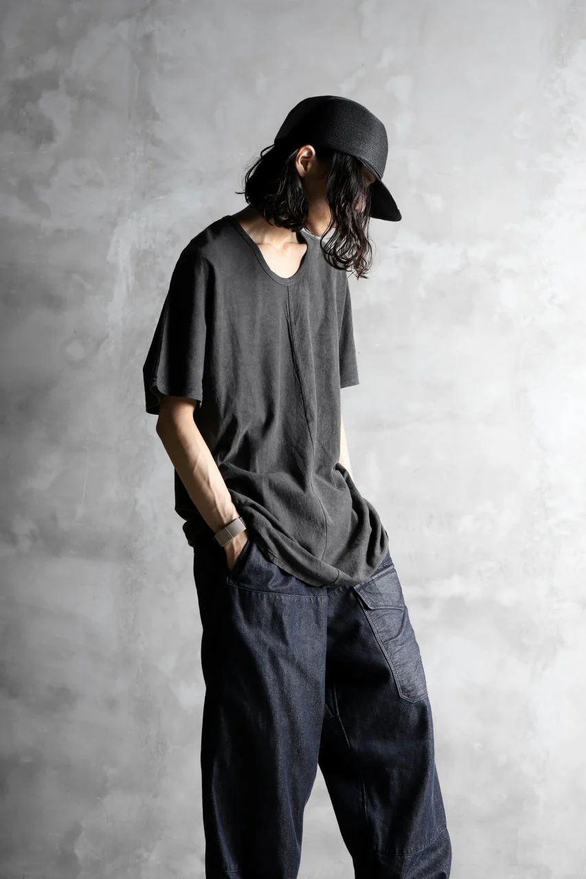 KLASICA DOLMAN SLEEVE TEE / GARMENT CARBON DYED (CARBON) - Image 18