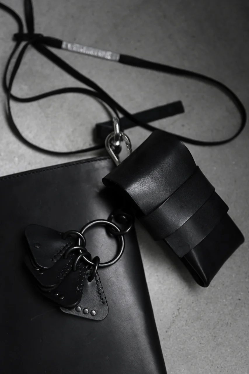 KLASICA exclusive CARDON UTILITY POUCH / JP ROROMA (BLACK) - Image 43