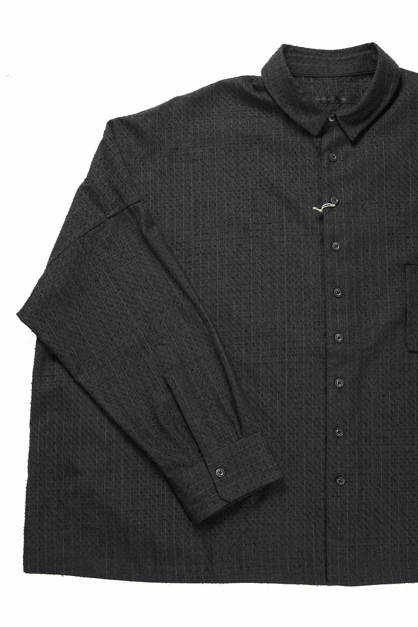KLASICA EXTRA WIDE OUTER SHIRTS / FORK NEEDLE PUNCH SUPER 100's PENCIL STRIPE (IRON BROWN STRIPES) - Image 4