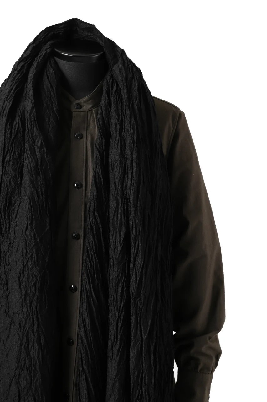 KLASICA GLACIER FLUFFY STOLE / SHRINK SILK (BLACK) - Image 13
