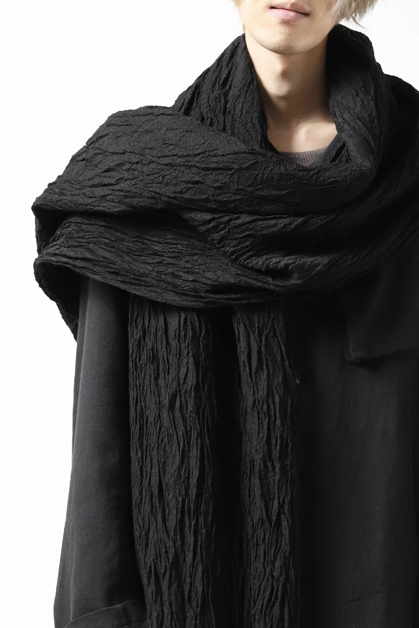 KLASICA GLACIER FLUFFY STOLE / SHRINK SILK (BLACK) - Image 26