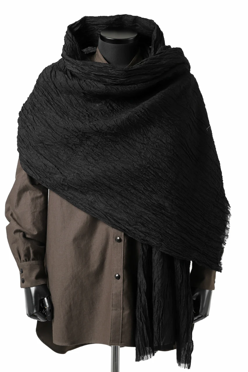 KLASICA GLACIER FLUFFY STOLE / SHRINK SILK (BLACK) - Image 6