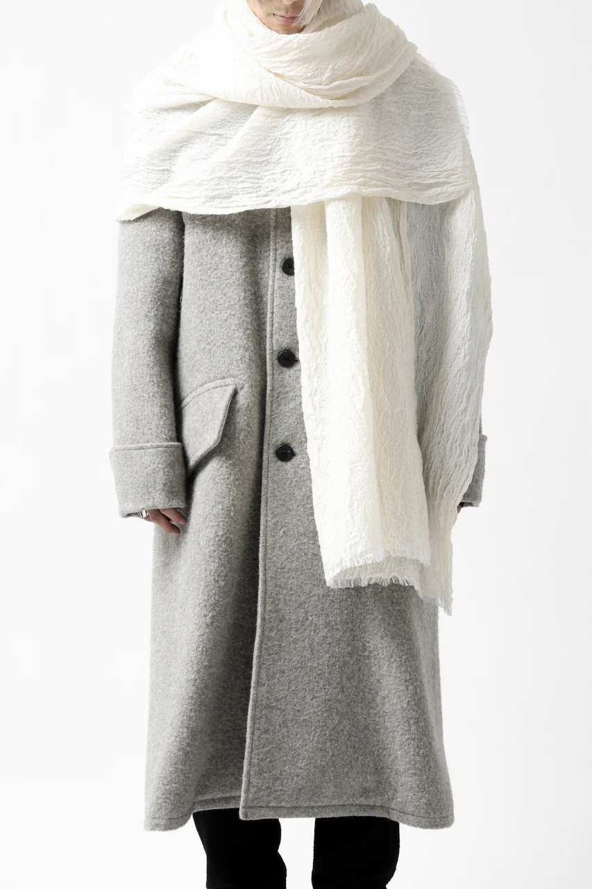 KLASICA GLACIER FLUFFY STOLE / SHRINK SILK (EGG SHELL) - Image 5