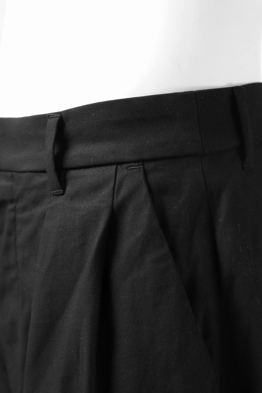 KLASICA GOSSE 2 TUCKED TROUSERS / DRY BACK TWILL (BLACK) - Image 17