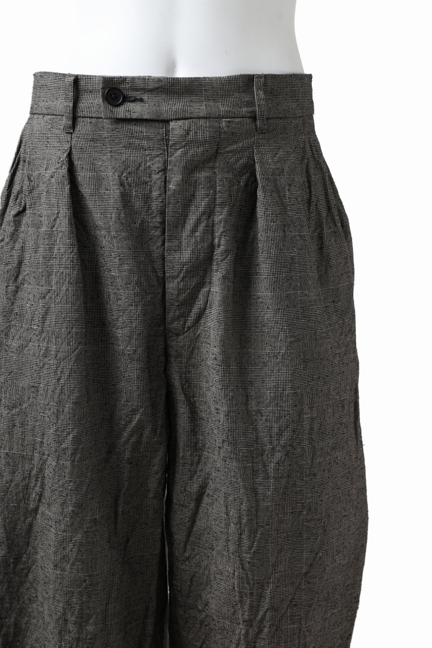 KLASICA GOSSE 2 TUCKED TROUSERS / ORIGINAL PONGEE NEP (GLEN CHECK) - Image 11