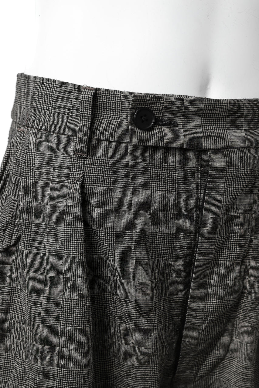 KLASICA GOSSE 2 TUCKED TROUSERS / ORIGINAL PONGEE NEP (GLEN CHECK) - Image 12