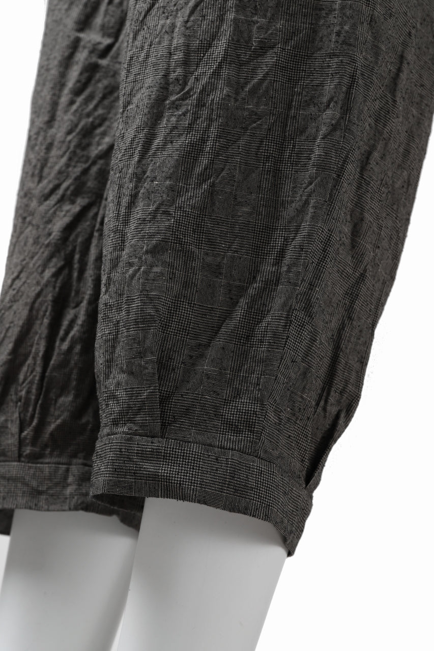 KLASICA GOSSE 2 TUCKED TROUSERS / ORIGINAL PONGEE NEP (GLEN CHECK) - Image 17