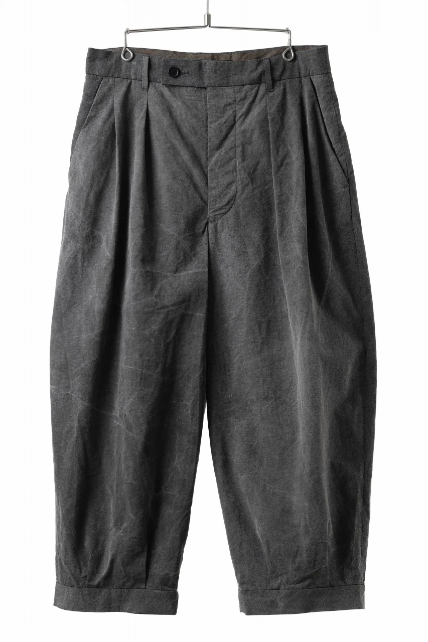 KLASICA GOSSE (ND ver.) TUCKED x2 TROUSERS / NATURAL DYED COTTON x SILK WEATHER (SUMI BLACK)