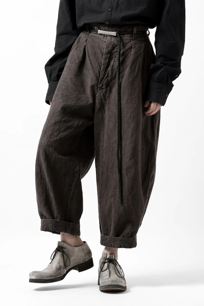 KLASICA GOSSE TWO TUCKED TROUSERS / GARMENT DYED BROKEN HERRING BONE (CINAMON) - Image 5