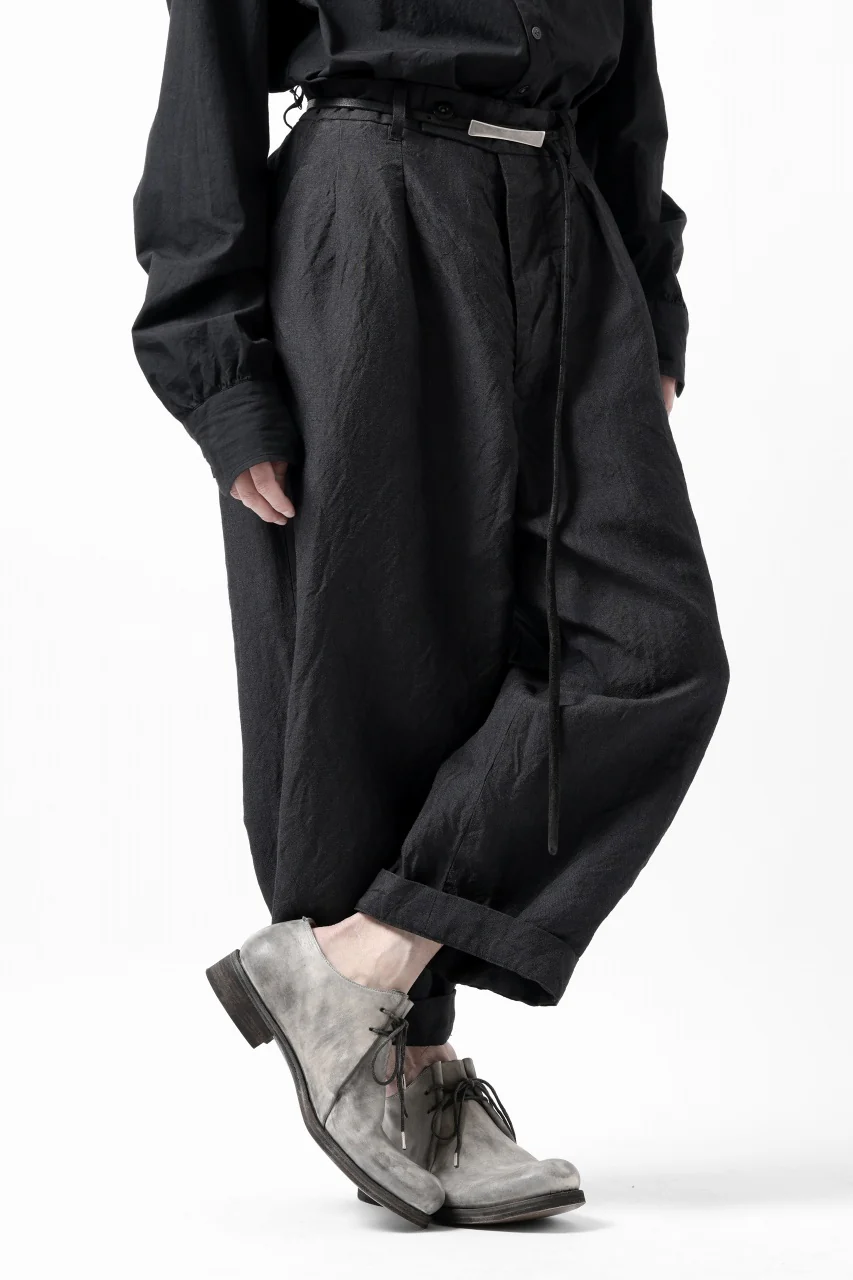 KLASICA GOSSE TWO TUCKED TROUSERS / SUMMER CHAMBRAY WOOL-LINEN (SHADOW) - Image 11