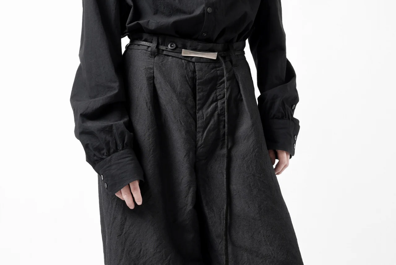 KLASICA GOSSE TWO TUCKED TROUSERS / SUMMER CHAMBRAY WOOL-LINEN (SHADOW) - Image 26