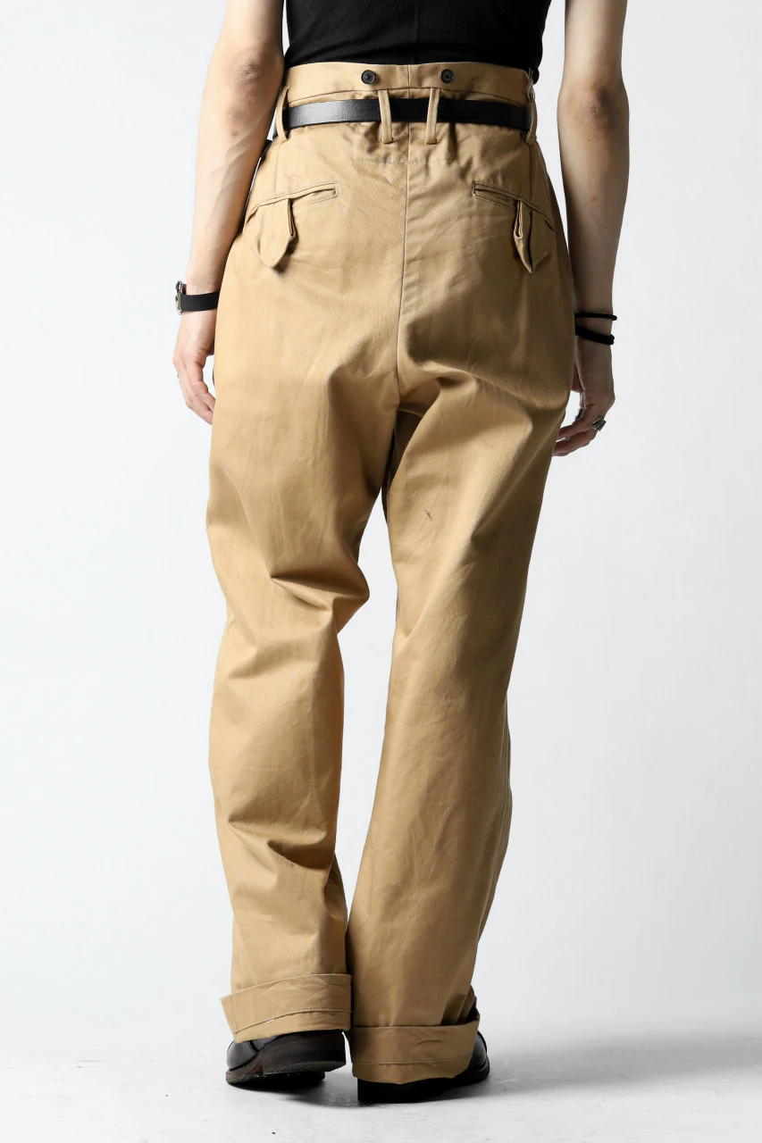 KLASICA GRIOTTE 2 TUCKED WIDE TROUSERS / CHINO CLOTH (BEIGE) - Image 31