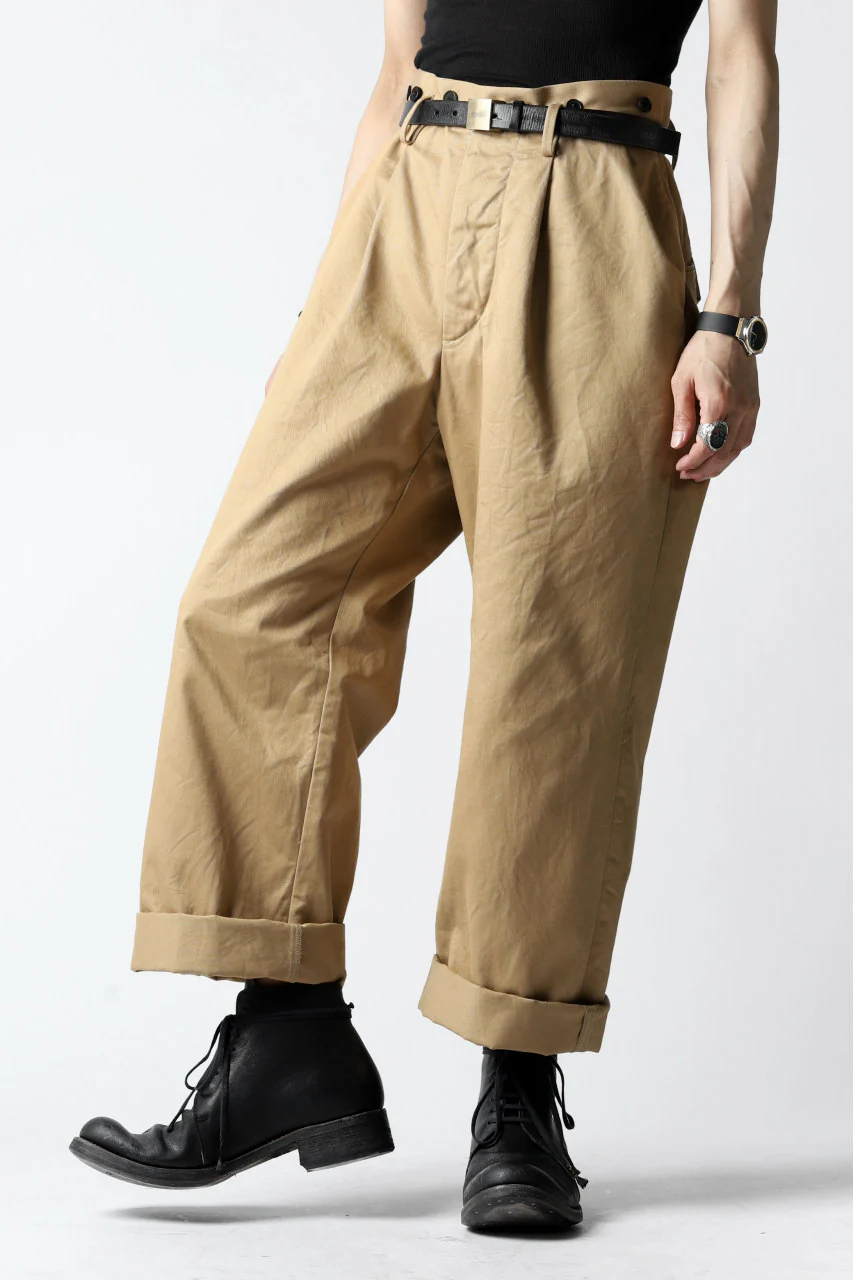 KLASICA GRIOTTE 2 TUCKED WIDE TROUSERS / CHINO CLOTH (BEIGE) - Image 40