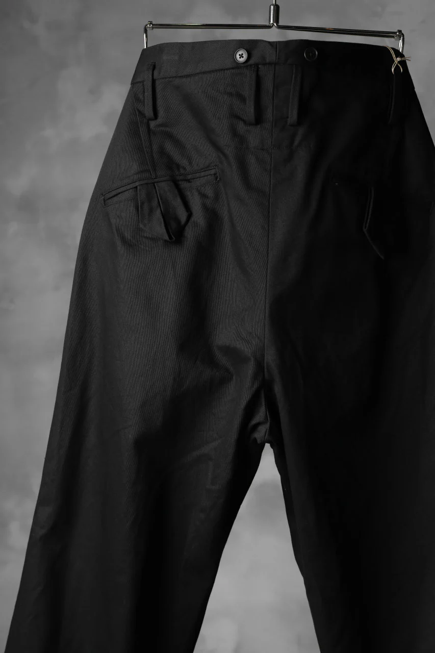 KLASICA GRIOTTE 2 TUCKED WIDE TROUSERS / CHINO CLOTH (BLACK) - Image 16