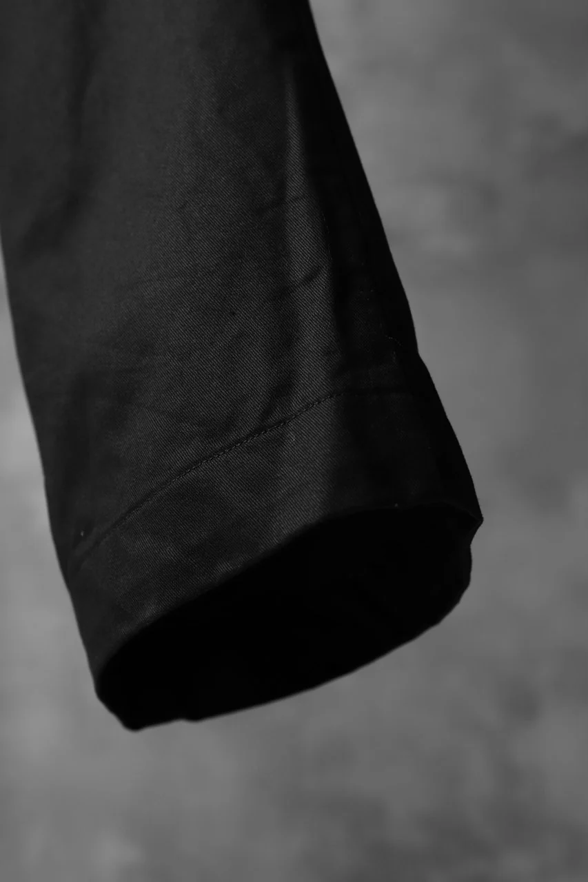 KLASICA GRIOTTE 2 TUCKED WIDE TROUSERS / CHINO CLOTH (BLACK) - Image 20