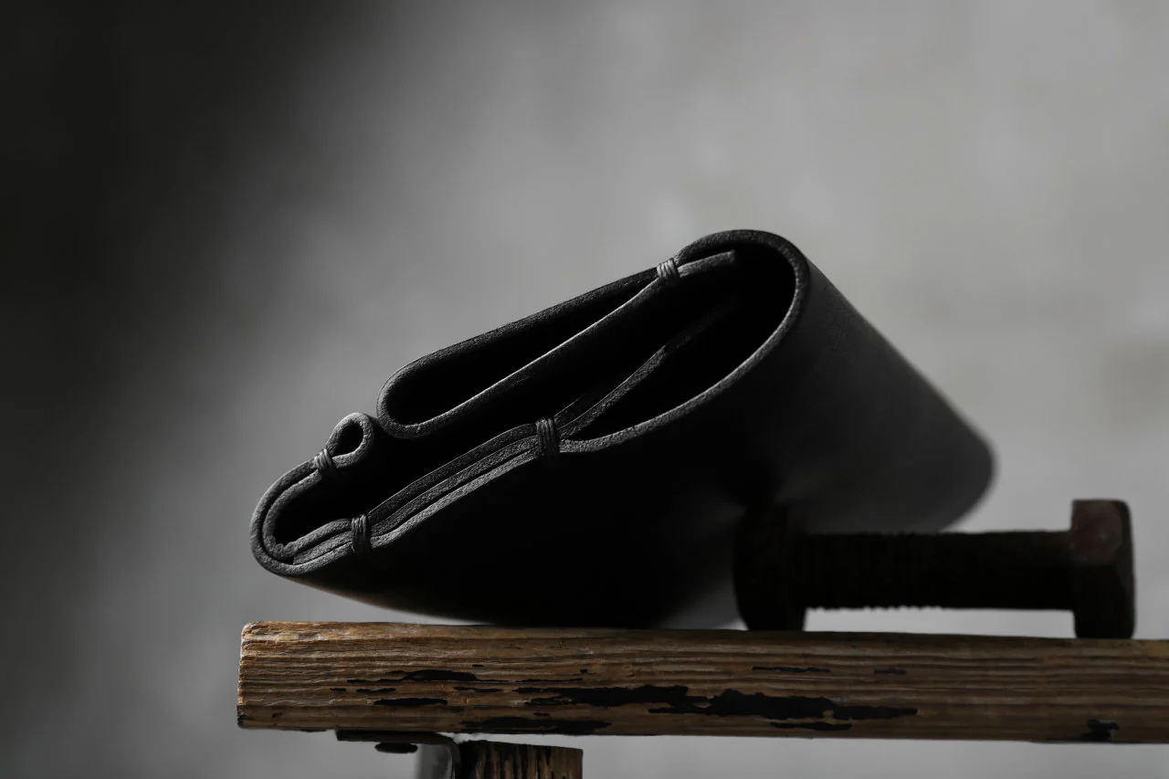 KLASICA LONG WALLET / TEMPESTI OILED COW BENDS LEATHER (BLACK) - Image 18