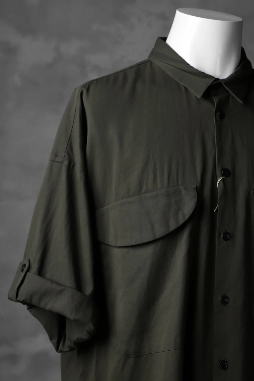 KLASICA LOOSE HALF SLEEVE SHIRT / DOUBLE VOILE CLOTH (GARMENT WASHED) (OLIVE) - Image 8