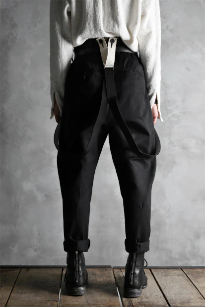 KLASICA MORROW HIGH RISE 3 TUCKED TAPERED TROUSERS / CHINO CLOTH (BLACK) - Image 29