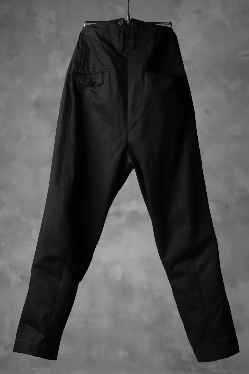 KLASICA MORROW HIGH RISE 3 TUCKED TAPERED TROUSERS / CHINO CLOTH (BLACK) - Image 3