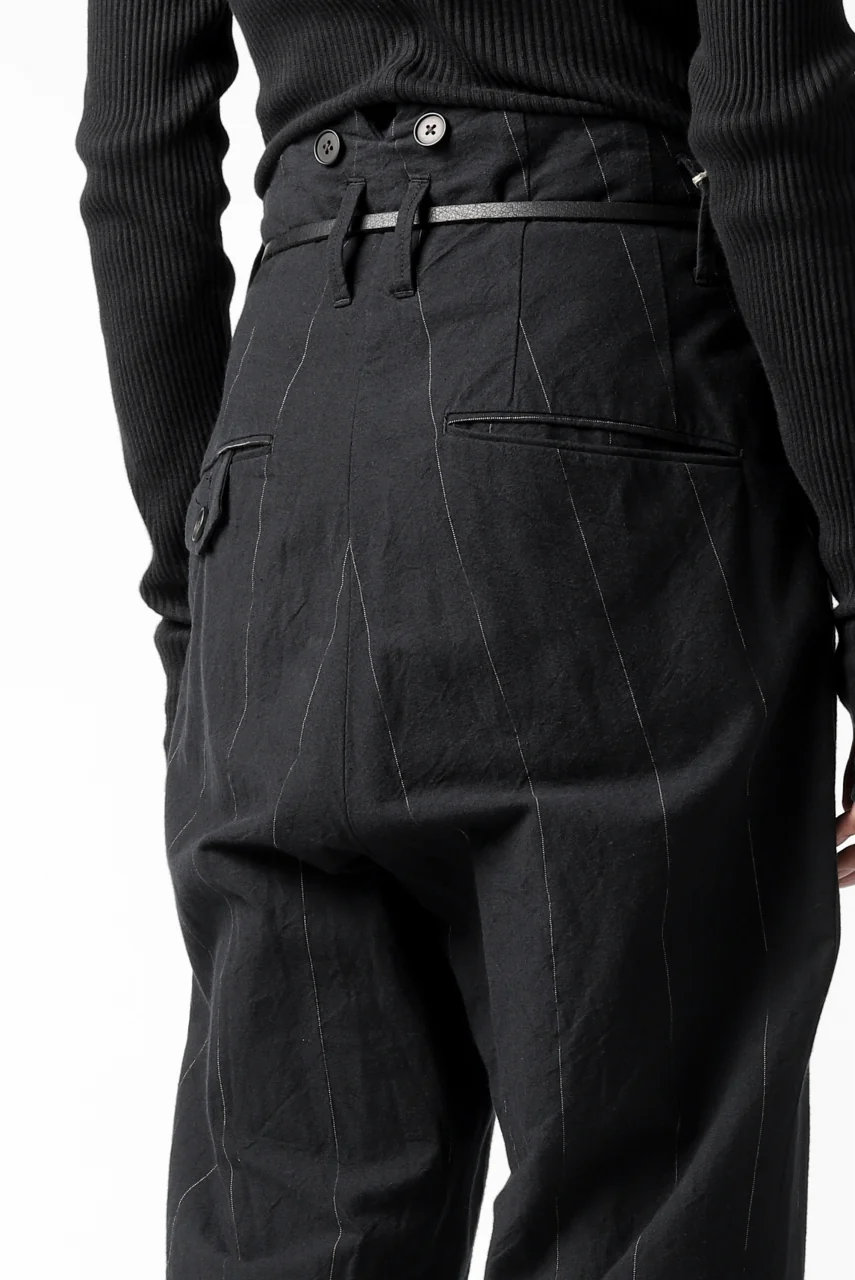 KLASICA MORROW-OCN TAPERED TROUSERS / IKAT DYED STRIPE COTTON (CARBON) - Image 21