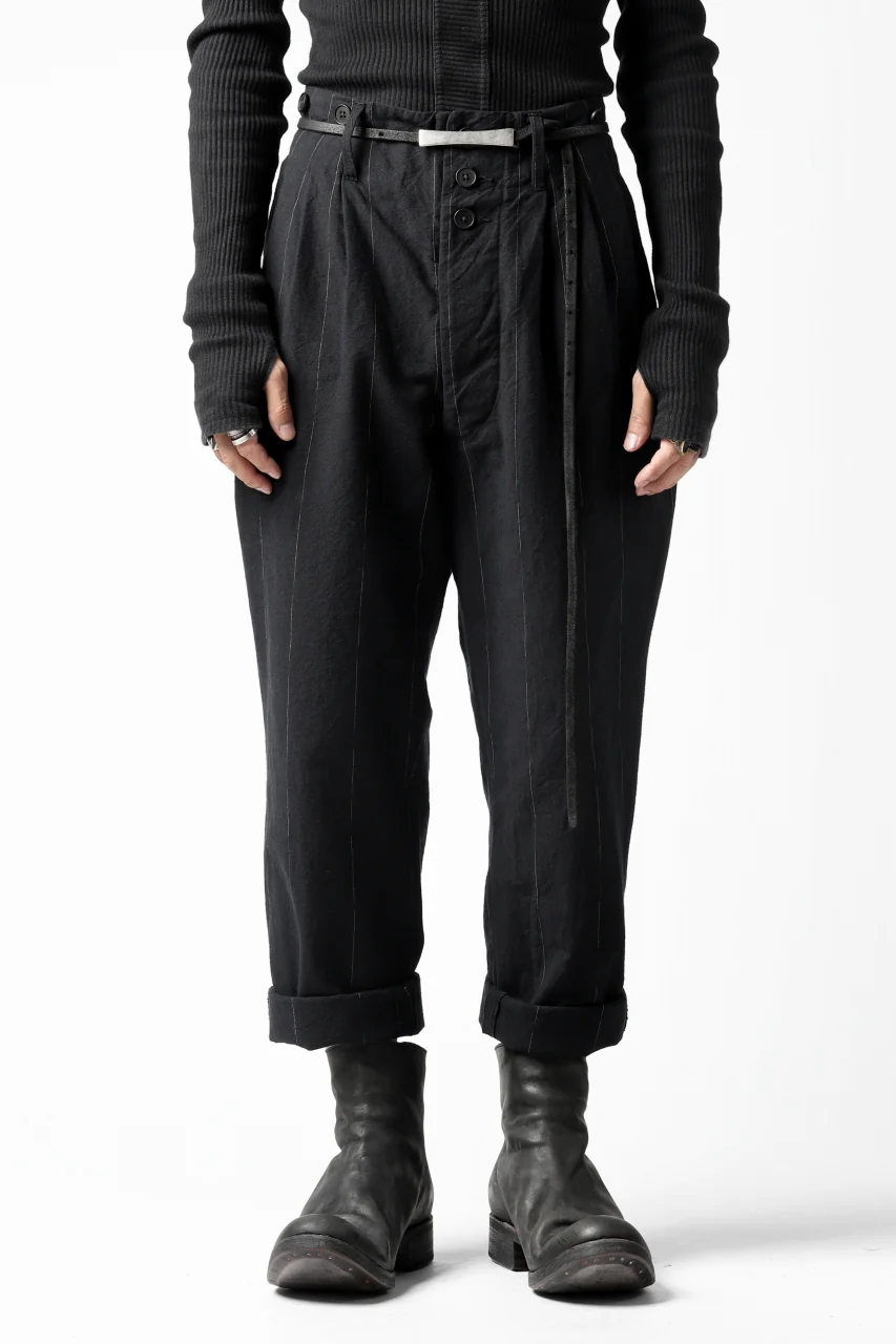KLASICA MORROW-OCN TAPERED TROUSERS / IKAT DYED STRIPE COTTON (CARBON) - Image 4