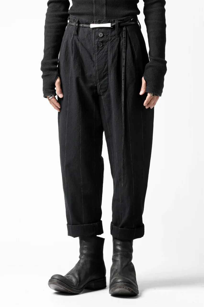 KLASICA MORROW-OCN TAPERED TROUSERS / IKAT DYED STRIPE COTTON (CARBON) - Image 5