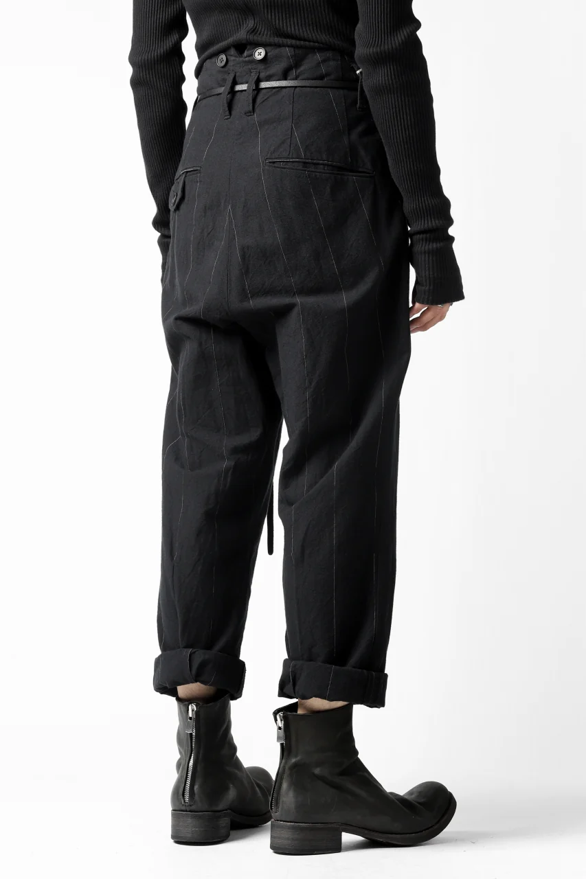 KLASICA MORROW-OCN TAPERED TROUSERS / IKAT DYED STRIPE COTTON (CARBON) - Image 7