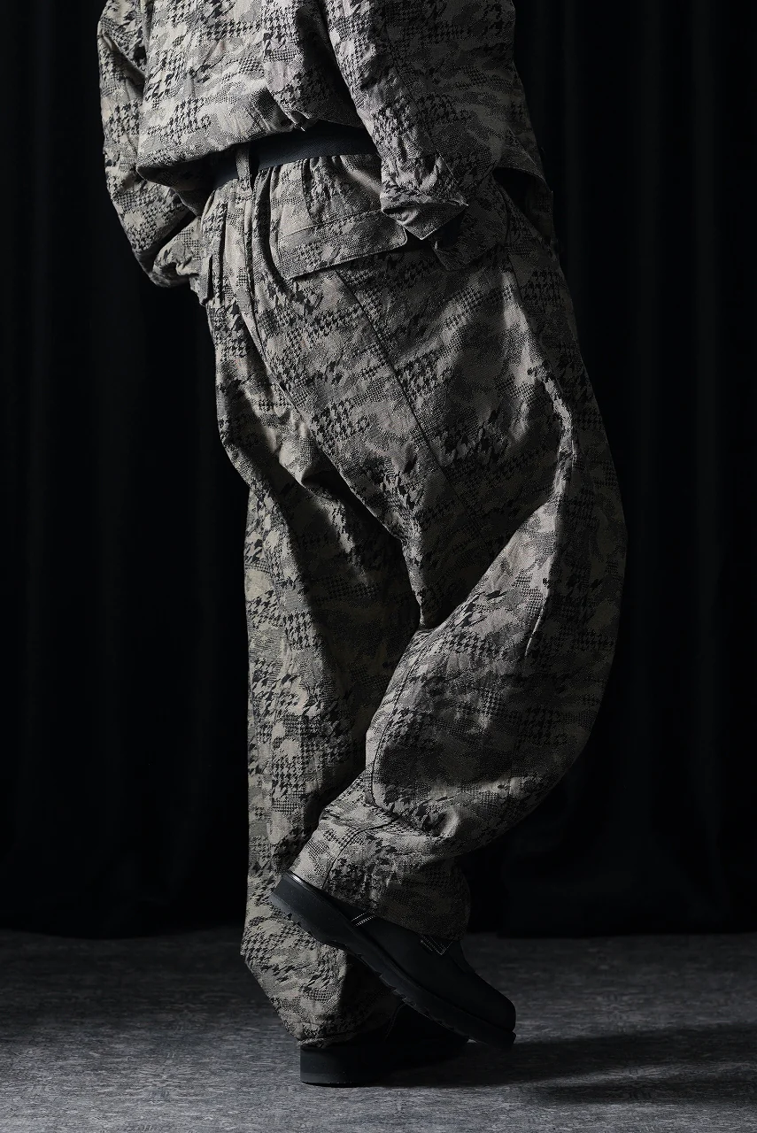 KLASICA "OVUM" EGG SHAPE EASY TROUSERS / BACK JACQUARD HOUND TOOTH CAMO (FOREST) - Image 13