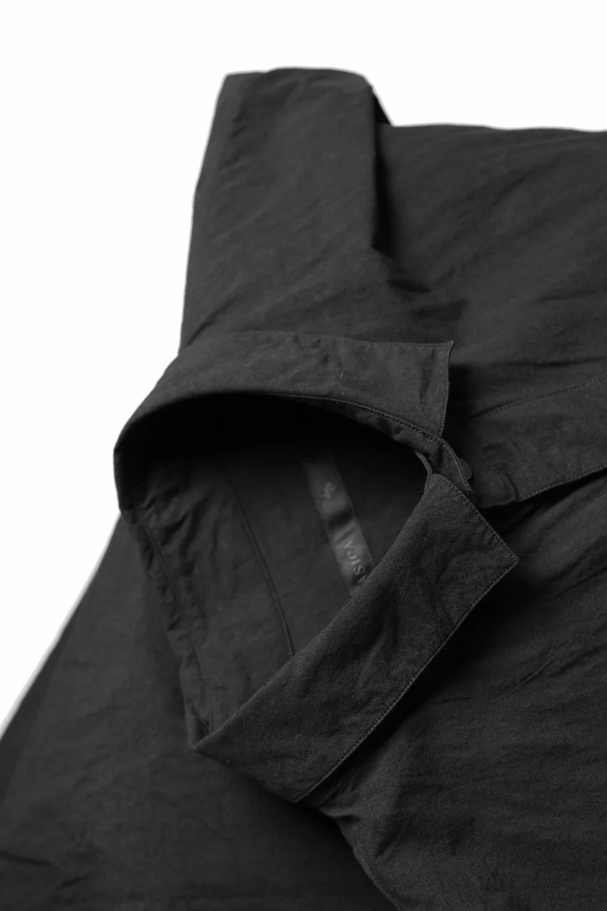 KLASICA REGULAR COLLAR OVER SIZED SHIRT / HAND DYED COTTON-LINEN (BLACK) - Image 16