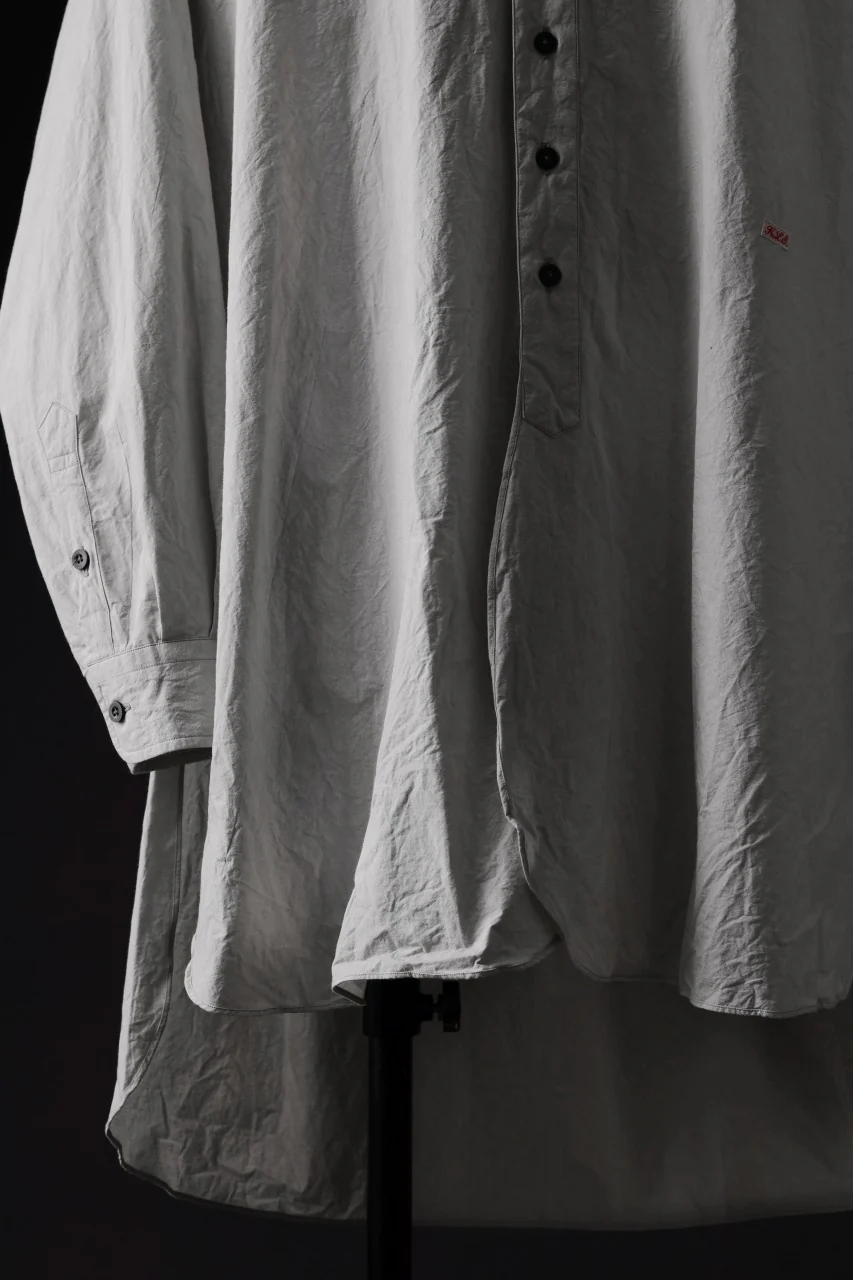 KLASICA REGULAR COLLAR OVER SIZED SHIRT / HAND DYED COTTON-LINEN (CONCRETE) - Image 8