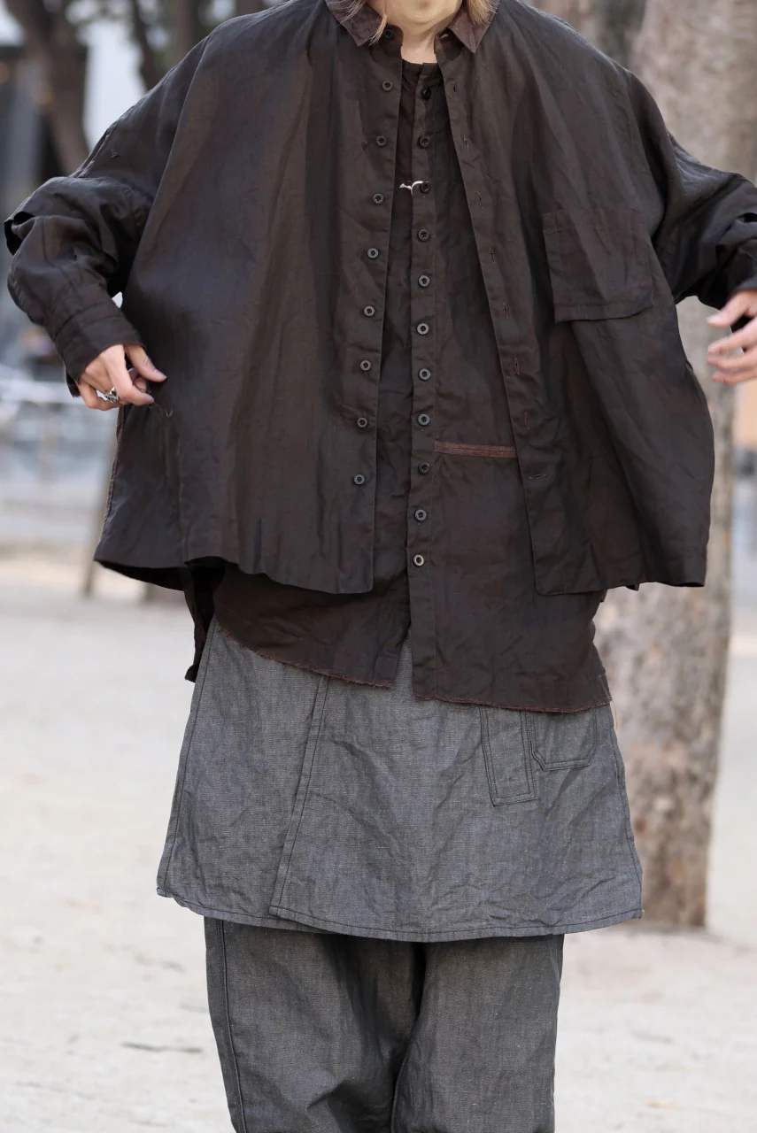 KLASICA "SH-047" EXTRA DROPPED 1/2 SLEEVE SHIRTS / BENGARA & SUMI COATED LINEN (BENGARA) - Image 17