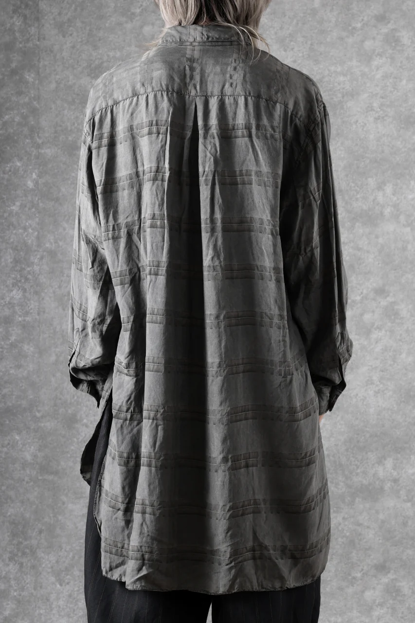 KLASICA SHORT COLLAR ROOMY SHIRTS / DRAPE & SMOOTH TEXTILE (GRAYSH DYE CHECK) - Image 17