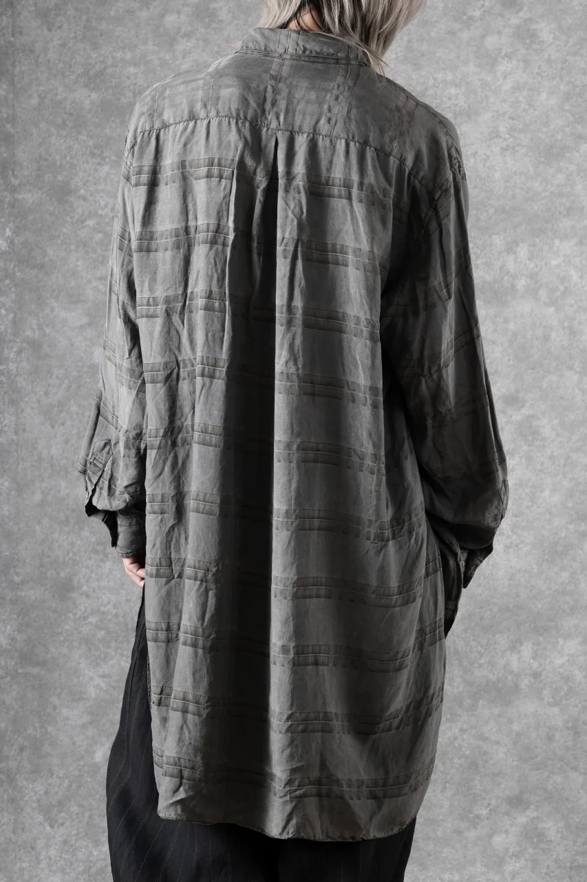 KLASICA SHORT COLLAR ROOMY SHIRTS / DRAPE & SMOOTH TEXTILE (GRAYSH DYE CHECK) - Image 23