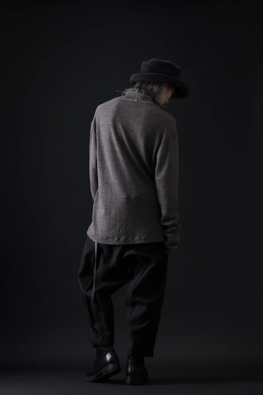 KLASICA SMOKE TURTLE NECK KNIT SWEAT TOP / WEANER WOOL RIB (FAWN) - Image 38