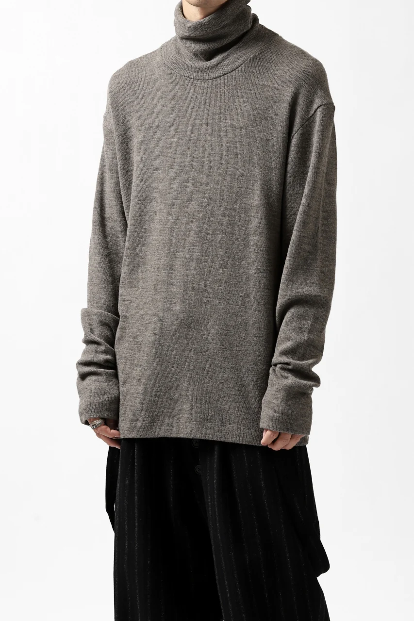 KLASICA SMOKE TURTLE NECK KNIT SWEATER / WEANER WOOL RIB (FAWN) - Image 11