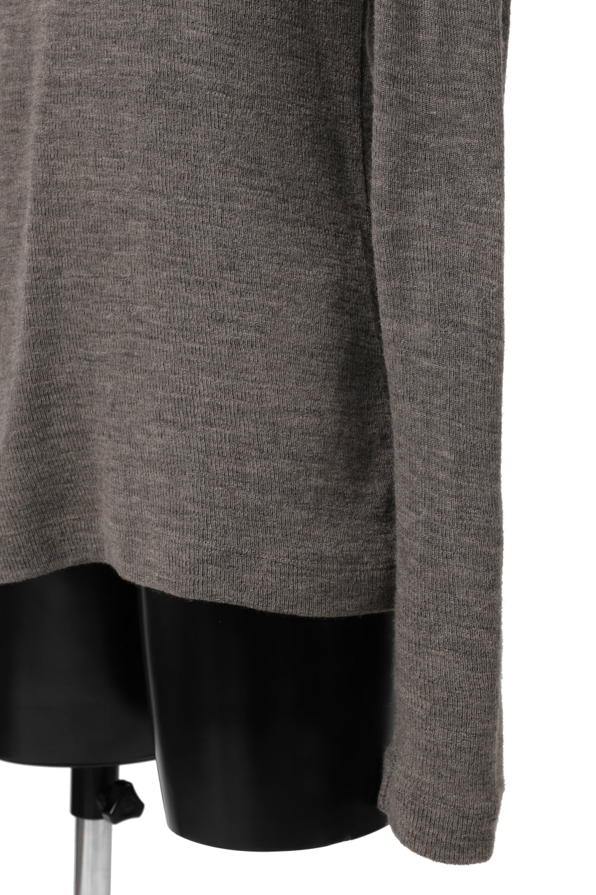 KLASICA SMOKE TURTLE NECK KNIT SWEATER / WEANER WOOL RIB (FAWN) - Image 23