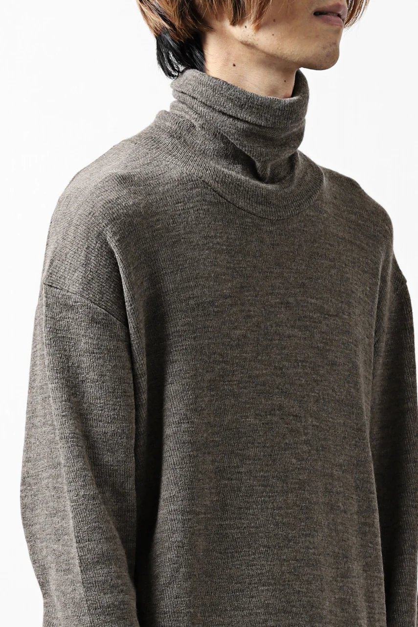KLASICA SMOKE TURTLE NECK KNIT SWEATER / WEANER WOOL RIB (FAWN) - Image 29