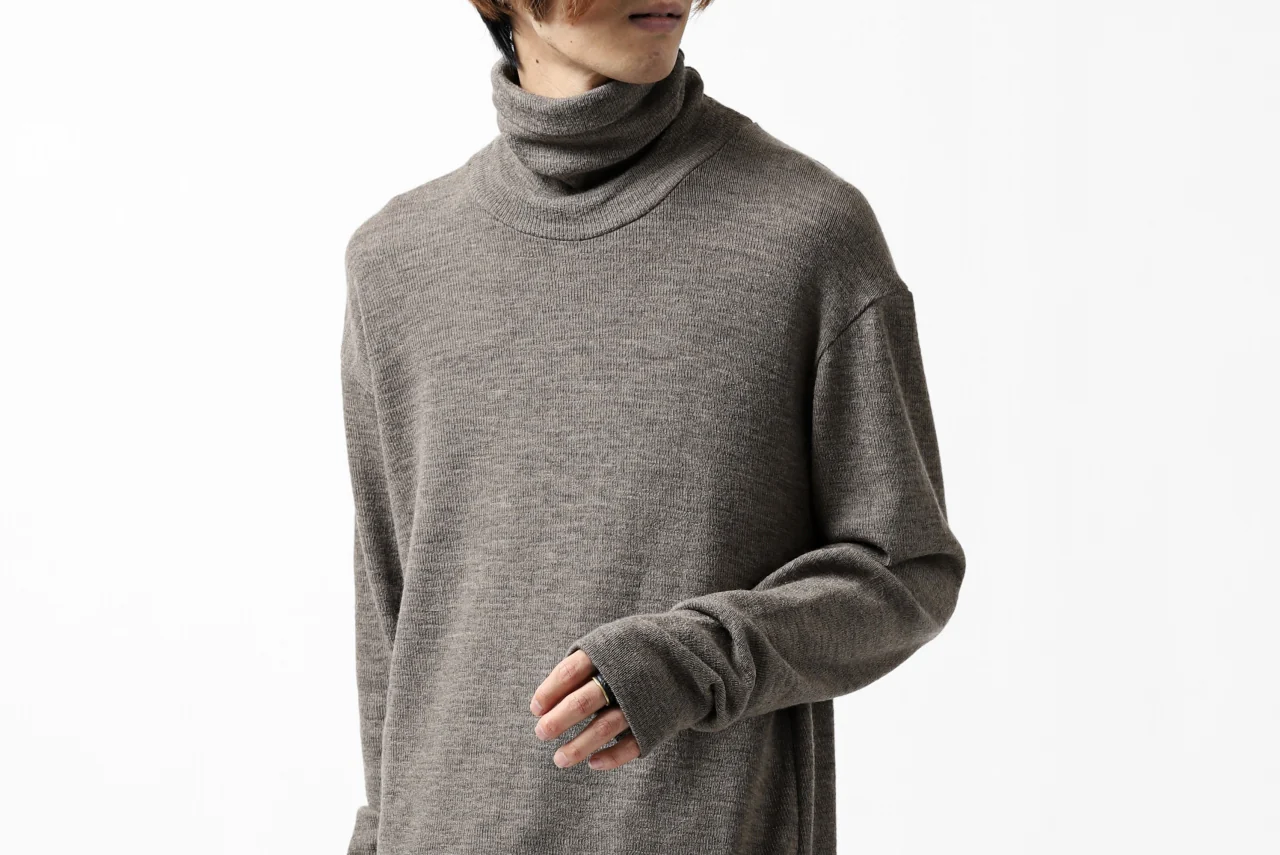 KLASICA SMOKE TURTLE NECK KNIT SWEATER / WEANER WOOL RIB (FAWN) - Image 34