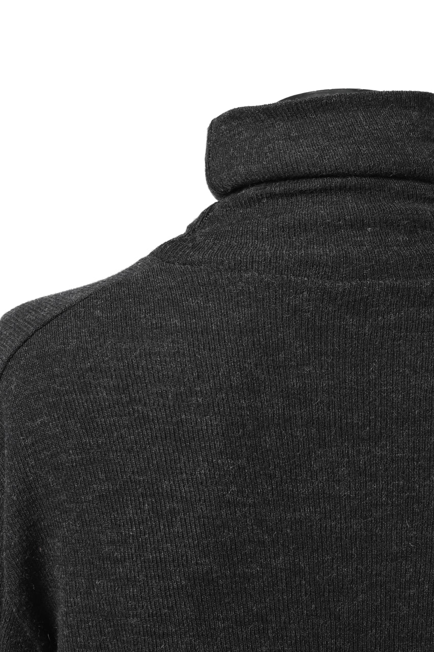 KLASICA SMOKE TURTLE NECK KNIT SWEATER / WEANER WOOL RIB (SHADOW) - Image 28