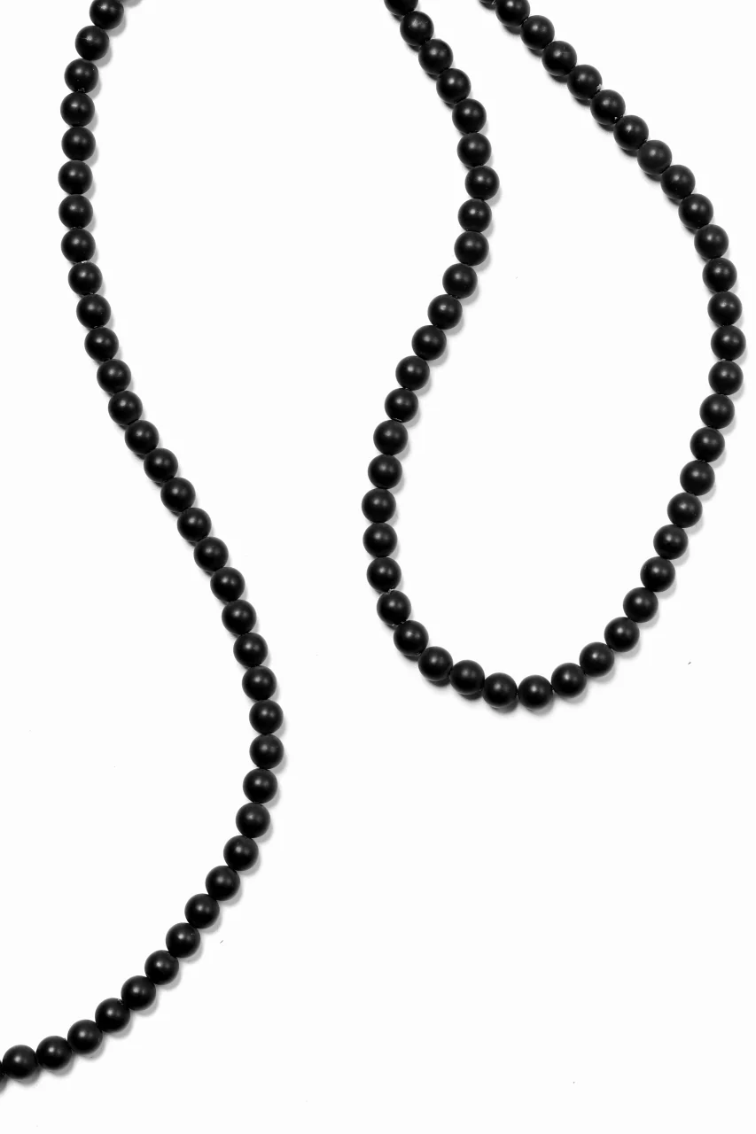 KLASICA TOPOL BEADS NECKLACE / ONYX+SILVER (MAT BLACK) - Image 15