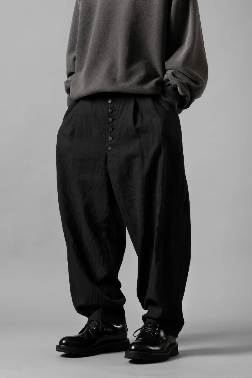 KLASICA "VICTOR" BACK SEAM TAPERED TROUSERS / "END ON END" SUPER 120's WOOL x HEMP (MATT BLACK) - Image 17