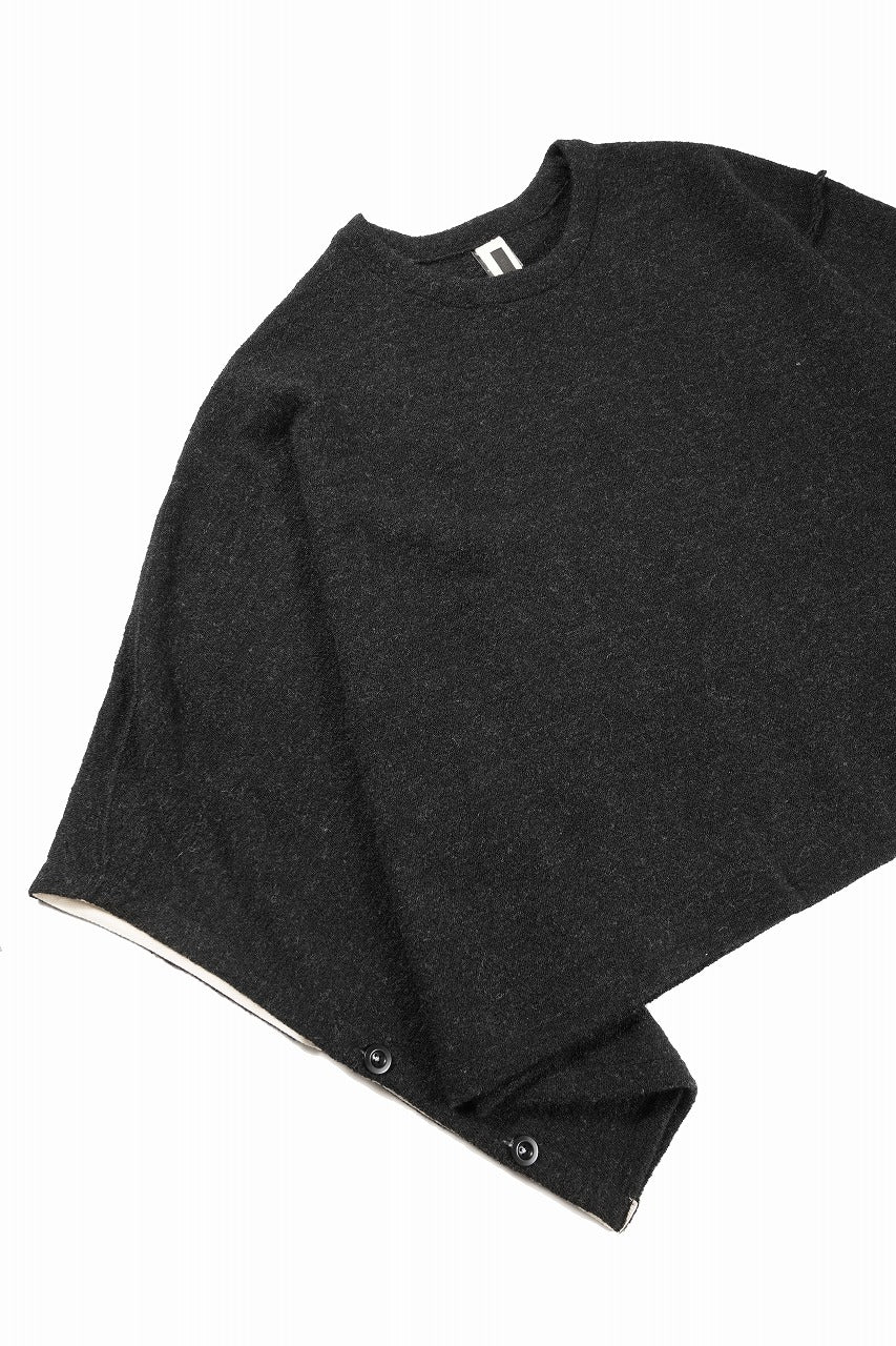 KLASICA WEARABLE BIG STOLE PONCHO / SHETLAND WOOL AMUNZEN (CARBON) - Image 10