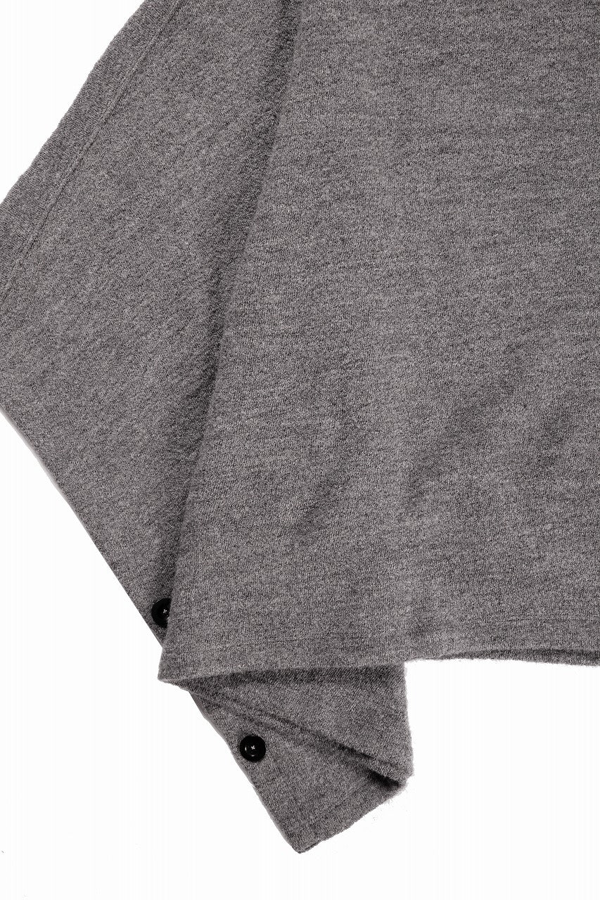 KLASICA WEARABLE BIG STOLE PONCHO / SHETLAND WOOL AMUNZEN (SAND) - Image 11