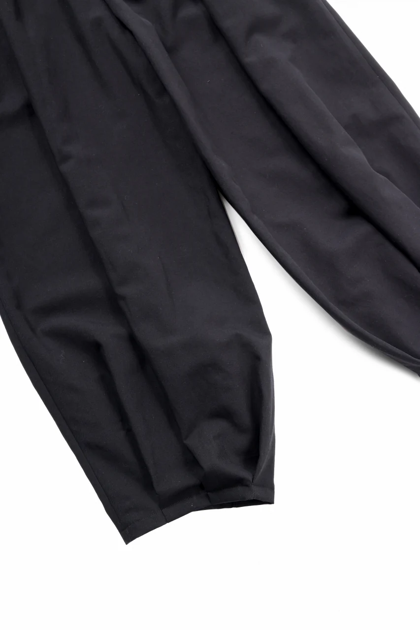 kujaku hem tuck pants / P-366 (black) - Image 10