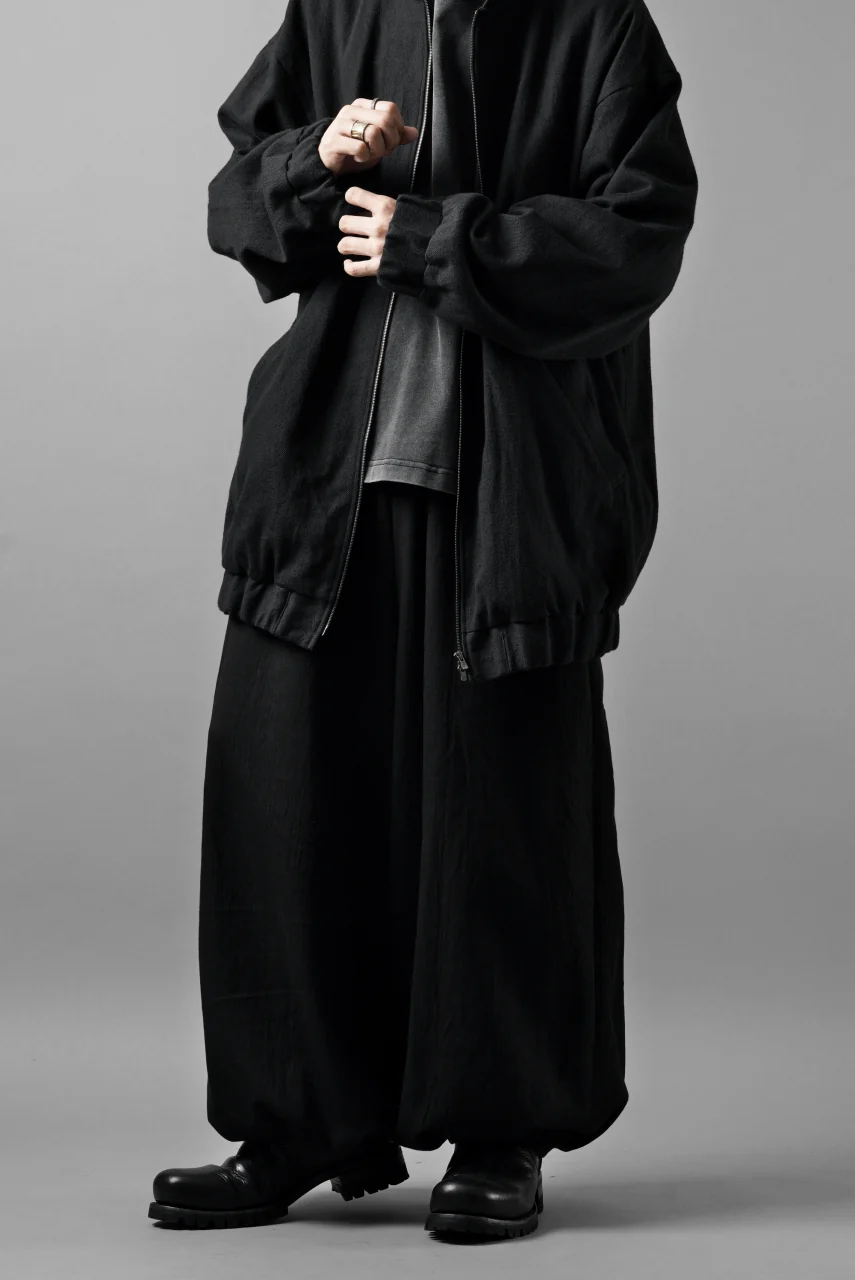 kujaku hem tuck wide easy pants / P-353 (black) - Image 17