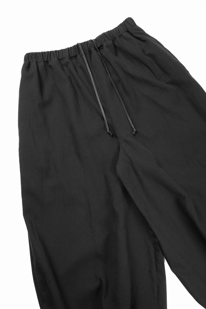 kujaku hem tuck wide easy pants / P-353 (black) - Image 5