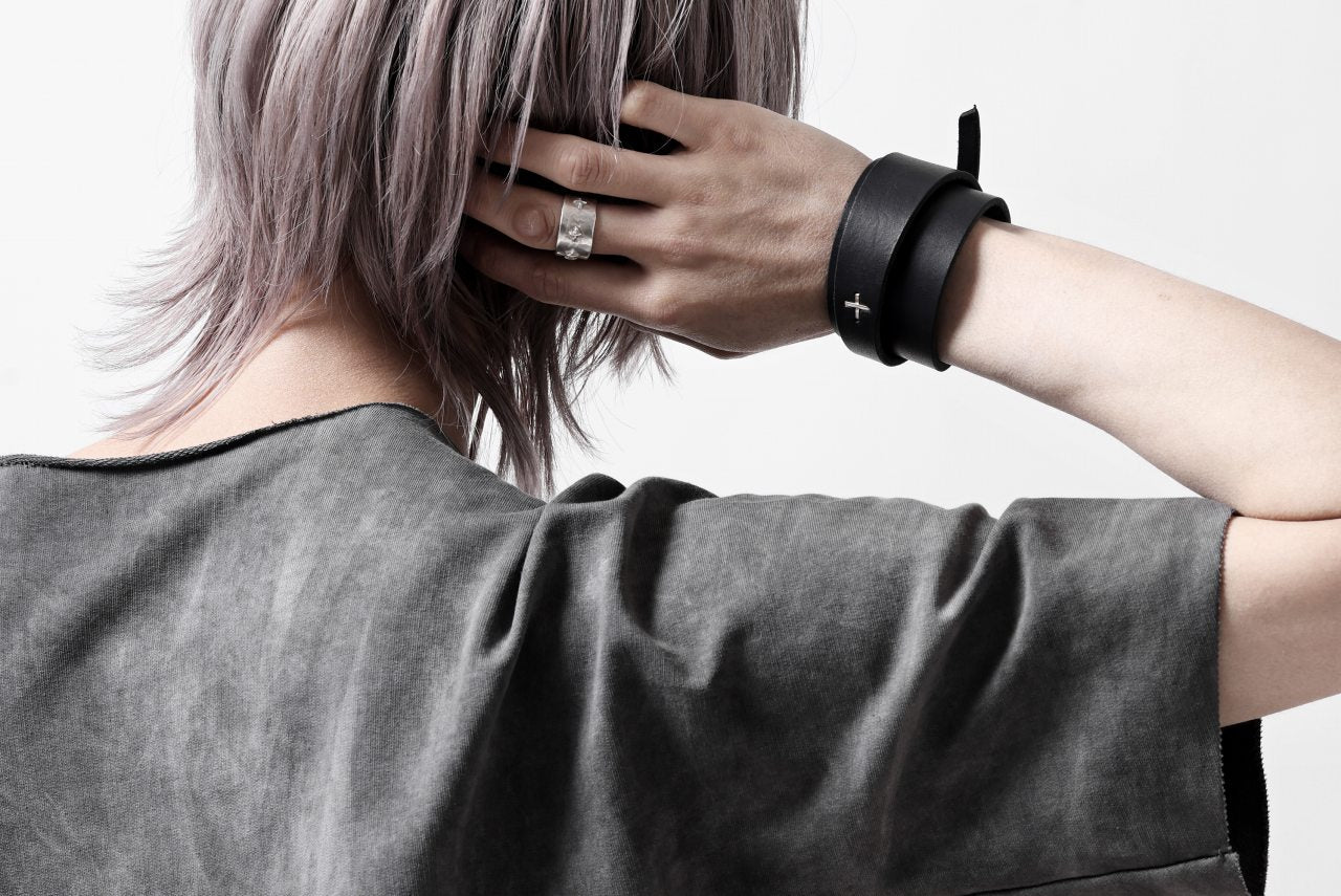 m.a+ croissant wrist band #2 / A-F0K3/GR3,0 (BLACK) - Image 25